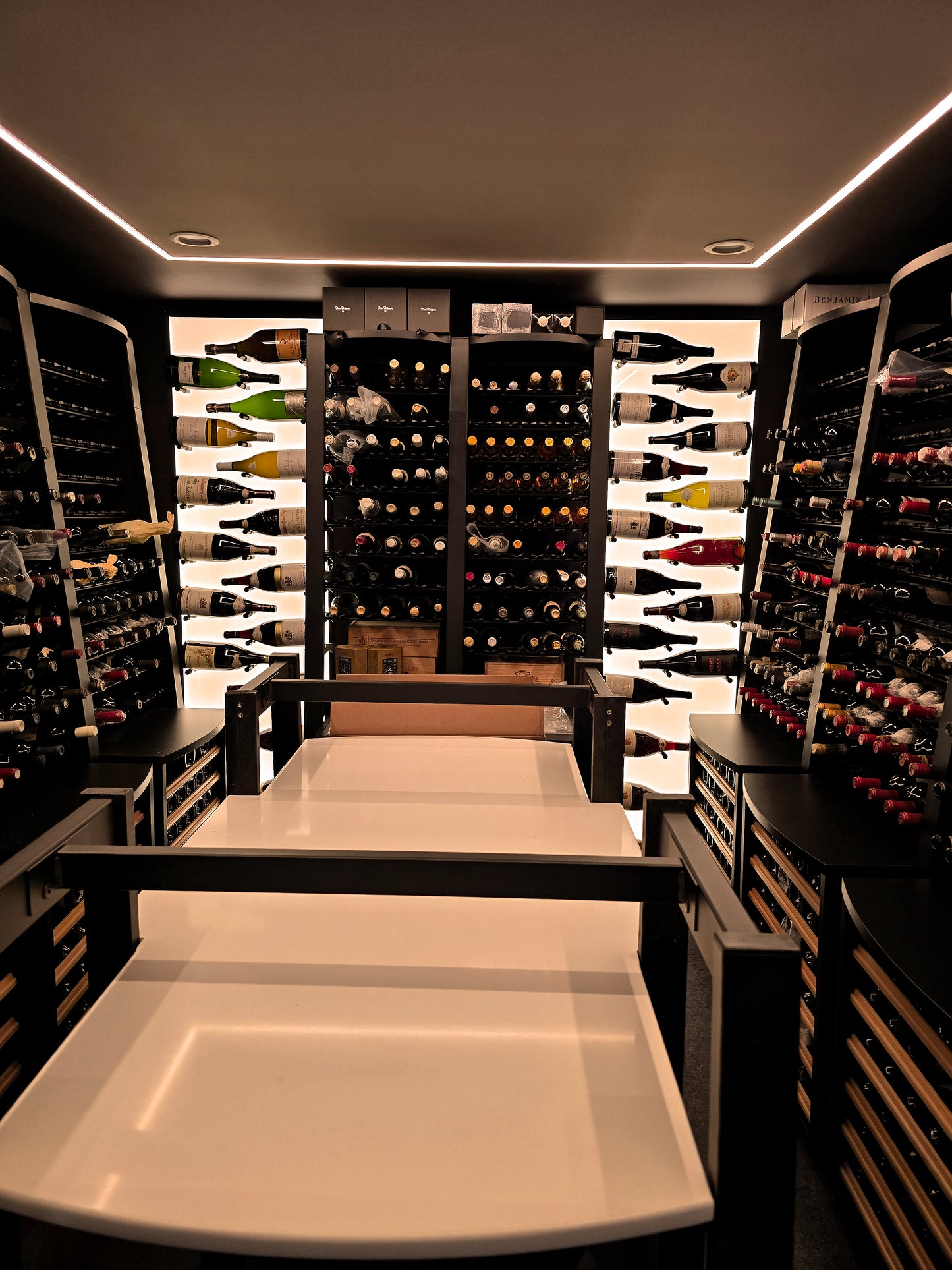 Home wine cellar lighting