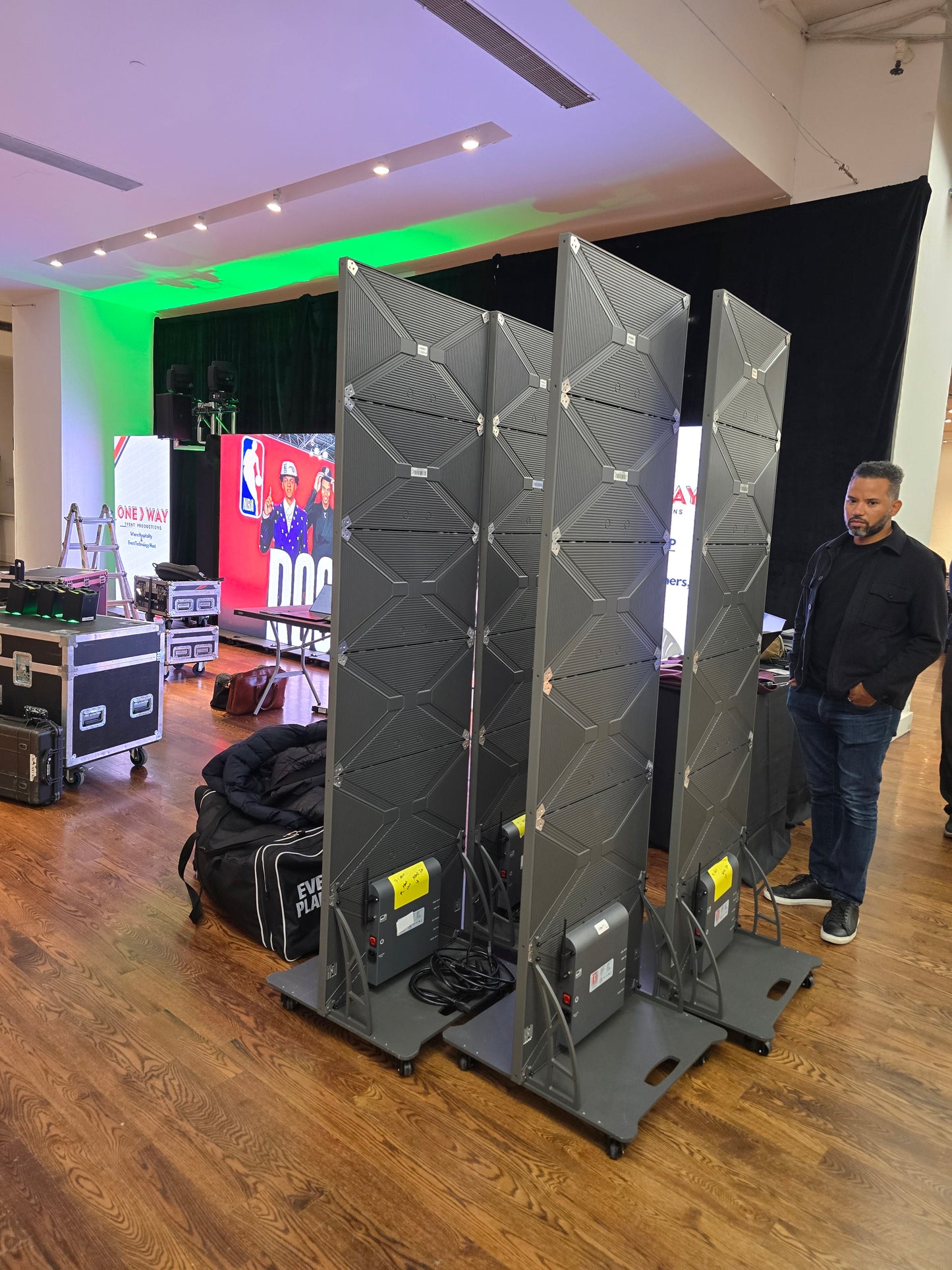 NES Light at The Event Planner Expo 2025 | Custom LED Neon & Digital Signage