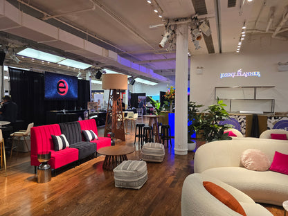 NES Light at The Event Planner Expo 2025 | Custom LED Neon & Digital Signage